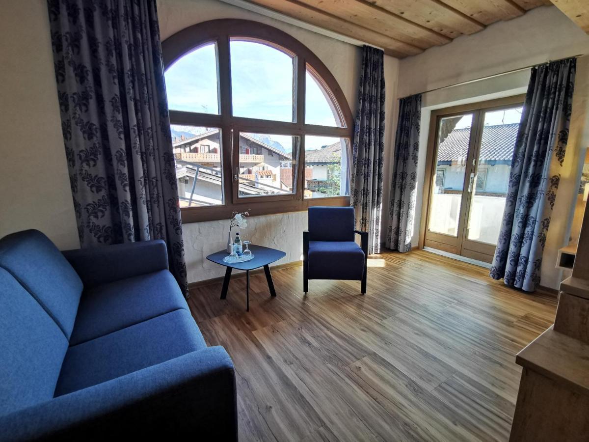 Gasthof & Hotel Zur Post Wallgau Εξωτερικό φωτογραφία